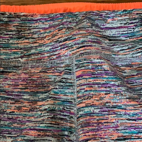 Workout Capri leggings - Picture 2 of 3